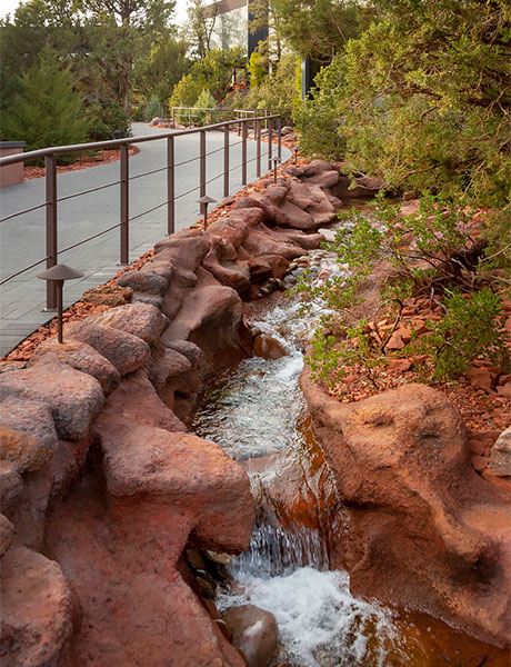 the creek at Ambiente